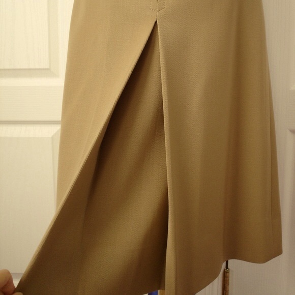 Vintage 1970s CELINE Paris A-line Camel Wool Skirt Size 38, 27W - Picture 6 of 14